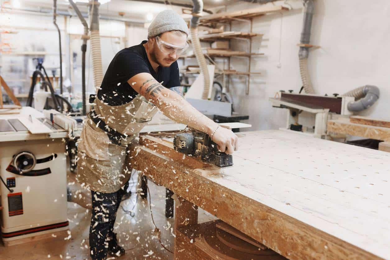 faire appel à un artisan local